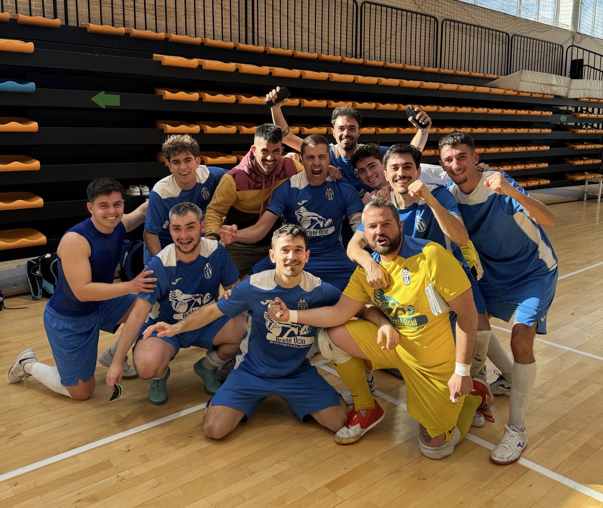 🏆 3ª División - Grupo 3
🗓️ Jornada 28
📅 10/05/2025
🕔 17:10 H.
🏟 P.M. Fco. Fdez. Ochoa

6️⃣ <a href="/cascoantiguofs/">C.D.E. Casco Antiguo</a>
2️⃣ <a href="/UDLoeches/">Unión Deportiva Loeches</a> 

<a href="/Davidel9deltoro/">David H</a> ⚽️⚽️⚽️
#Kevin ⚽️⚽️
#Rodri ⚽️