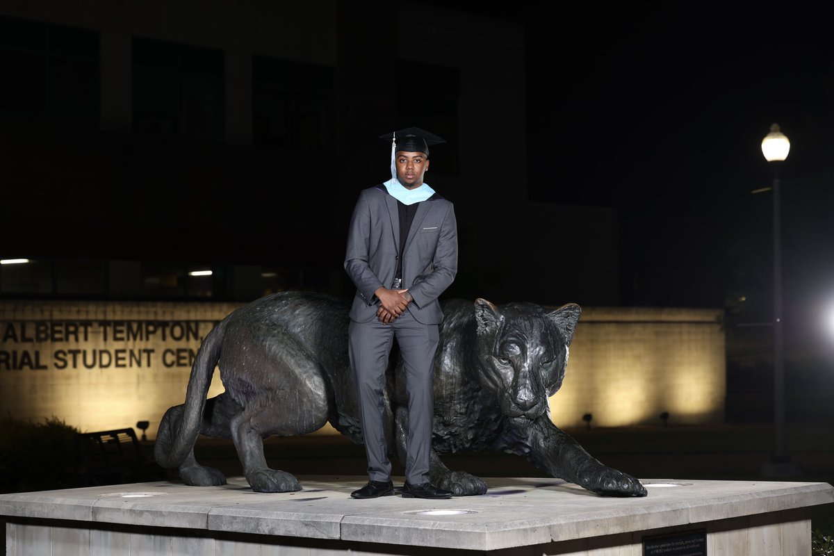 BalloutC__'s tweet image. Life Update: Mastered it! 🙏🏾🎓