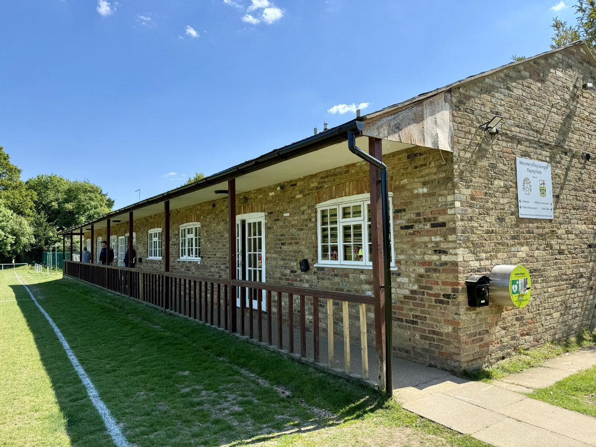 Lee Vaughan ๐๐งก๐ด๓ ง๓ ข๓ ฅ๓ ฎ๓ ง๓ ฟ (@bowbrookshrew) on Twitter photo Todayโs second <a href="/SpartanSMFL/">Spartan South Midlands</a> Division 2 game was in the leafy Hertfordshire village of Sarratt as <a href="/sarrattfc/">Sarratt FC</a> welcomed champions <a href="/NewBradwellSPFC/">New Bradwell St Peter F(C)</a> with a guard of honour. The visitors recorded a 4-1 win at the King George V Playing Fields rounding off a fine season #Groundhopping Todayโs second <a href="/SpartanSMFL/">Spartan South Midlands</a> Division 2 game was in the leafy Hertfordshire village of Sarratt as <a href="/sarrattfc/">Sarratt FC</a> welcomed champions <a href="/NewBradwellSPFC/">New Bradwell St Peter F(C)</a> with a guard of honour. The visitors recorded a 4-1 win at the King George V Playing Fields rounding off a fine season #Groundhopping