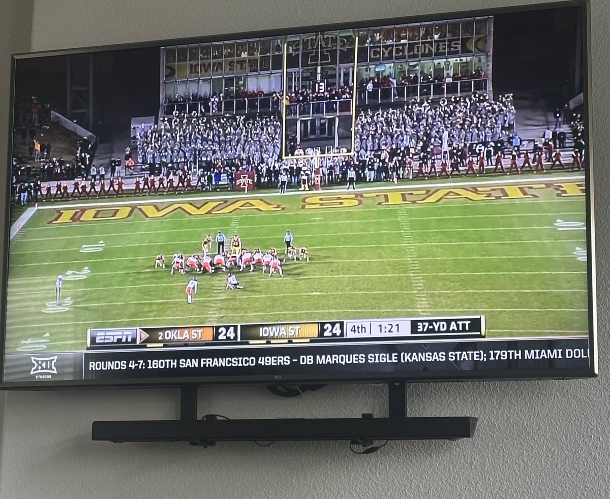 TylerVesely's tweet image. On the Big 12 Network right now…
Real Bama fans know the importance of this 2011 game