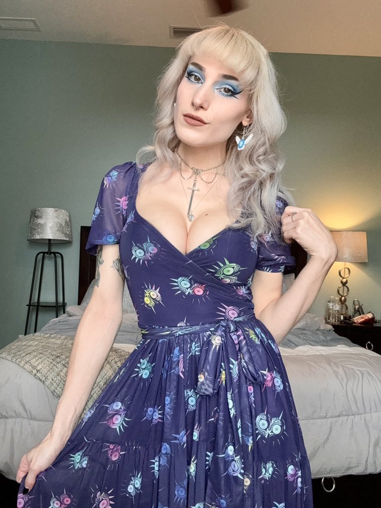 randomly Zelda themed at my moms Hawaiian themed wedding party (best I could do)