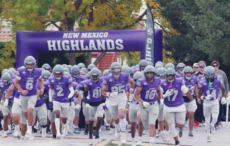 Damon Mayberry (@damonmayberry32) on Twitter photo #AGTG After talking with family I have decided to commit to NM Highlands. Beyond blessed and thankful for the friends and family during the journey ! <a href="/CoachTaufaasau/">Kurt Taufa’asau</a> <a href="/blangford_/">Coach Ben Langford 🇦🇸</a> #AGTG After talking with family I have decided to commit to NM Highlands. Beyond blessed and thankful for the friends and family during the journey ! <a href="/CoachTaufaasau/">Kurt Taufa’asau</a> <a href="/blangford_/">Coach Ben Langford 🇦🇸</a>