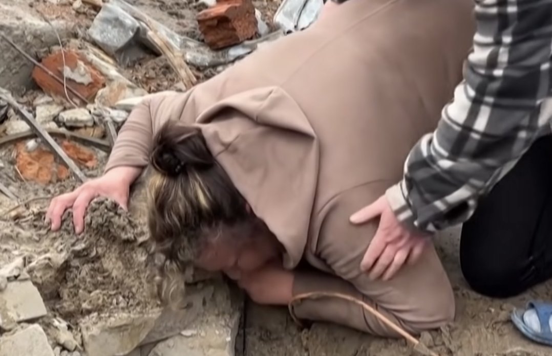 All I wish for #MothersDay is for Ukrainian mothers to stop having to bury their children.