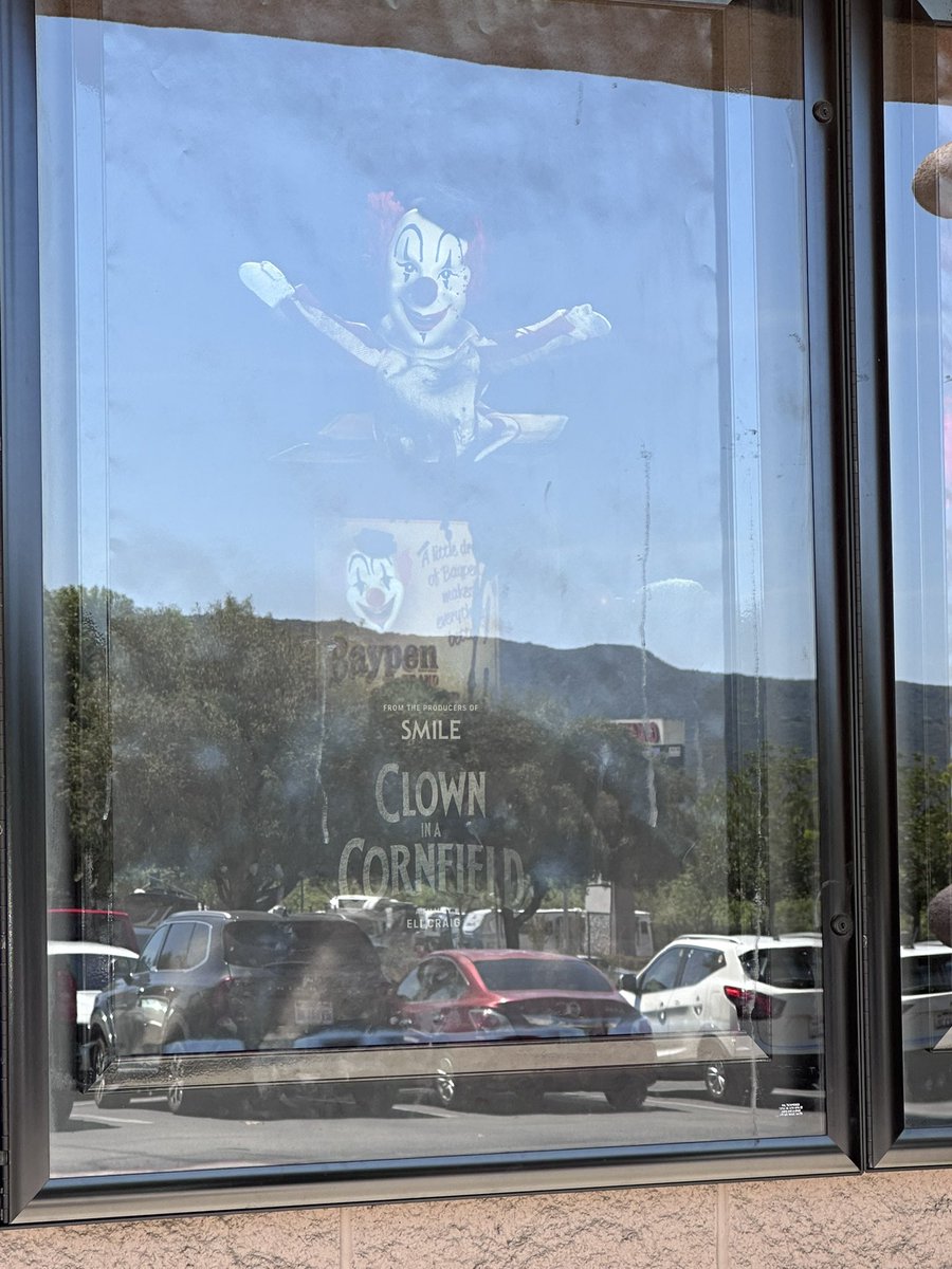 Rod Peyton (@rodpeyton) on Twitter photo Had a great time at #ClownInACornfield in deep Southern CA. So much fun. Thanks, <a href="/Adam_Cesare/">Adam Cesare</a>! Bring on the sequels!
🤡🌽🔪 Had a great time at #ClownInACornfield in deep Southern CA. So much fun. Thanks, <a href="/Adam_Cesare/">Adam Cesare</a>! Bring on the sequels!
🤡🌽🔪