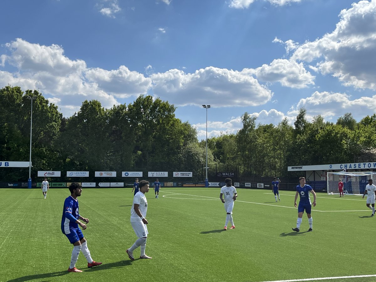 Capelli Sport Midland Football League (@midlandleague) on Twitter photo Match report of Chasetown U23s V Solihull Academy (MFL challenge trophy, semi final)
A report of Chasetown U23s V Solihull Academy is available to read below:
midlandfootballleague.co.uk/news
<a href="/ChasetownYDP/">Chasetown FC - Youth Development Programme</a> @sol_acad_fc_JPL Match report of Chasetown U23s V Solihull Academy (MFL challenge trophy, semi final)
A report of Chasetown U23s V Solihull Academy is available to read below:
midlandfootballleague.co.uk/news
<a href="/ChasetownYDP/">Chasetown FC - Youth Development Programme</a> @sol_acad_fc_JPL