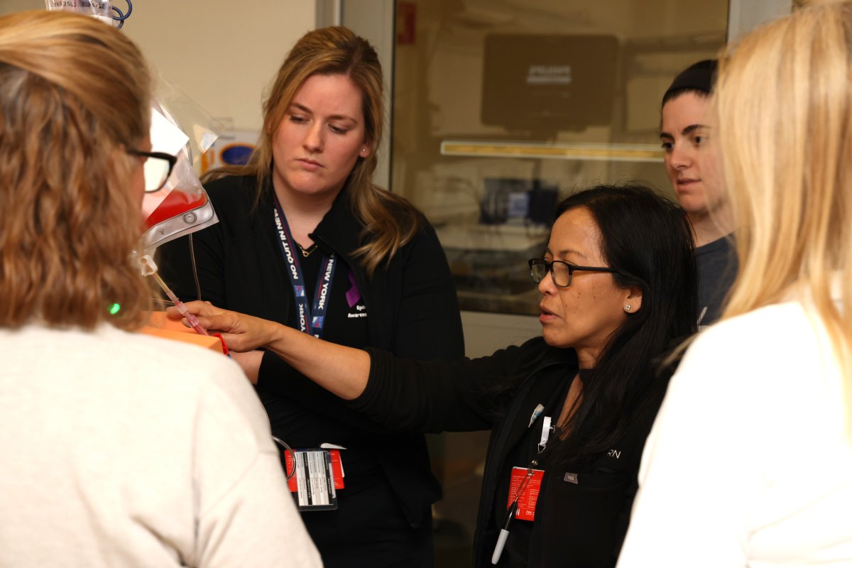 MFCHatWMC's tweet image. Beacons of Patient-Centered Care! 🌟 Our Pediatric ICU nurses at Maria Fareri Children's Hospital provide exceptional care to critically ill children and support their worried parents. Proud to be recognized with a Beacon Award by the AACN! 💙 #HealthcareHeroes #BeaconAward