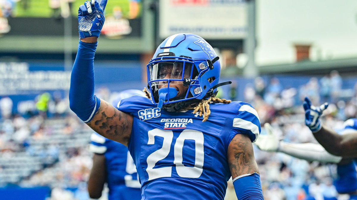 I am extremely blessed to receive my first division 1 offer from <a href="/GeorgiaStateFB/">GSU Football</a> 
<a href="/GlennTFordJr1/">Coach Glenn T. Ford Jr.</a> <a href="/TomLoy247/">Tom Loy</a> <a href="/JohnGarcia_Jr/">John Garcia, Jr.</a> <a href="/Zack_Poff_MP/">Zack Poff</a> <a href="/coach_aaron_89/">Aaron 🎭⏳⚃⚄⚅</a>
