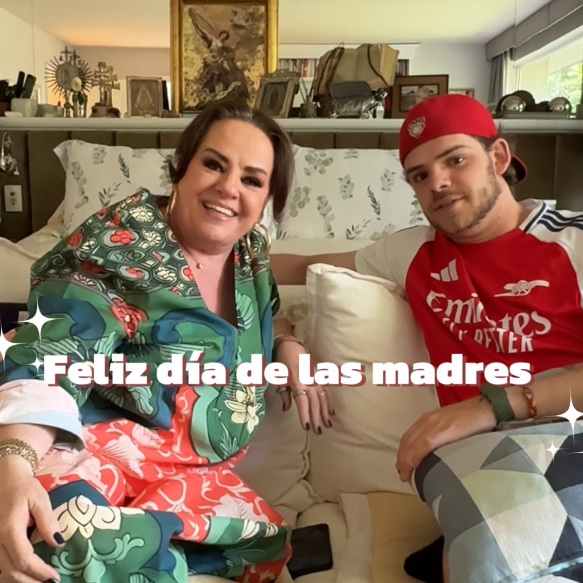 Isabel Lascurain (@isabellascurain) on Twitter photo Mi mejor regalo por el #DiaDeLaMadre y de todos los días, es la conexión tan especial y divertida que tengo con mi amado <a href="/Josskiss7/">Joss Alvarez</a> 🥰🫶
Grabamos una divertida dinámica para celebrar, aquí la pueden ver. facebook.com/share/r/18Xk9C… Mi mejor regalo por el #DiaDeLaMadre y de todos los días, es la conexión tan especial y divertida que tengo con mi amado <a href="/Josskiss7/">Joss Alvarez</a> 🥰🫶
Grabamos una divertida dinámica para celebrar, aquí la pueden ver. facebook.com/share/r/18Xk9C…