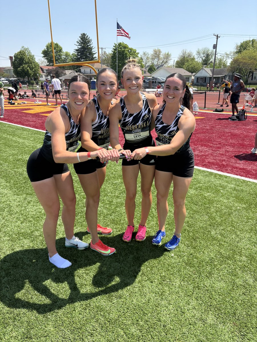 🚨New School Record🚨

Women’s 4x1 of Hourigan, Levi, Mooberry, and Cummins run 47.11 and break the school record! That placed them 3rd in the conference! 

#nwutf #pwolfnation