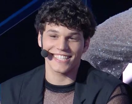 abbiamo                             ma a che
vinto                                     prezzo
#amici24