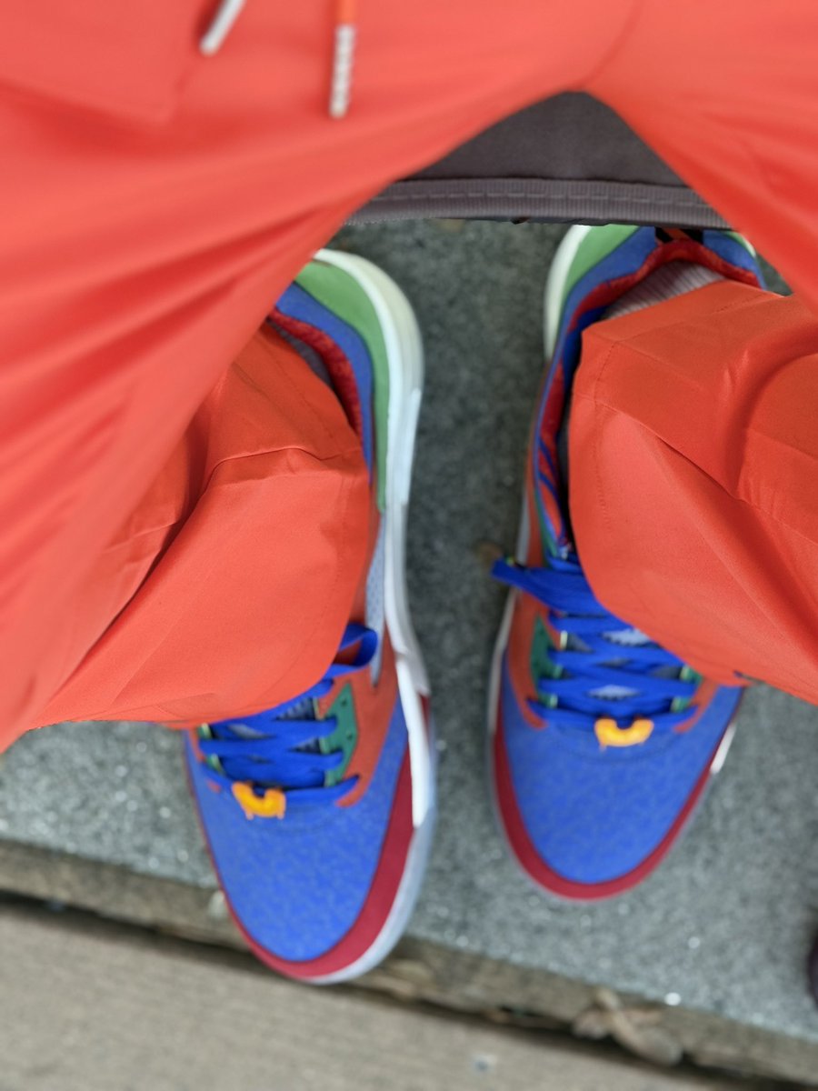 JonathanPagan's tweet image. On my Spike Lee KNICKS FIT! #NYCTHEFITTEST 2022 Doernbecher 5’s