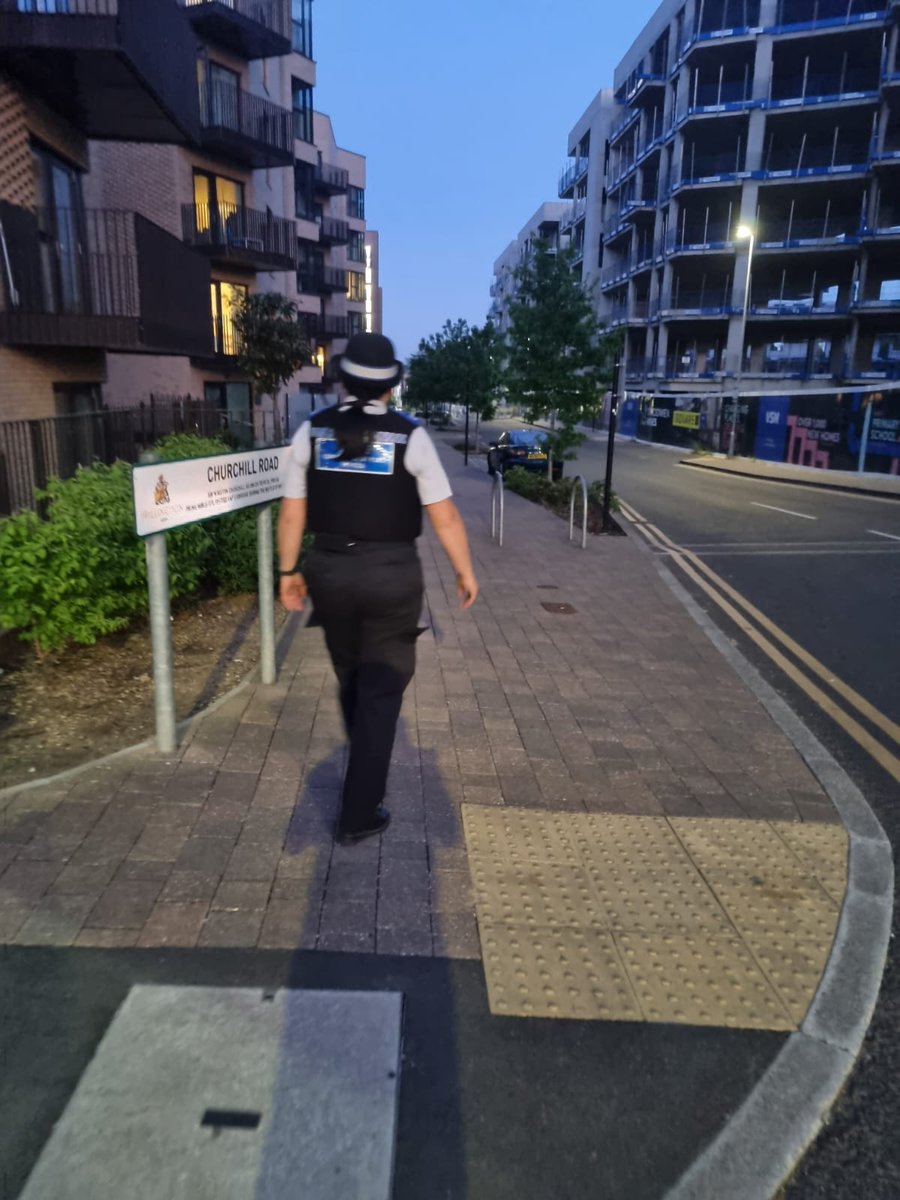 Hillingdon West Police tweet media