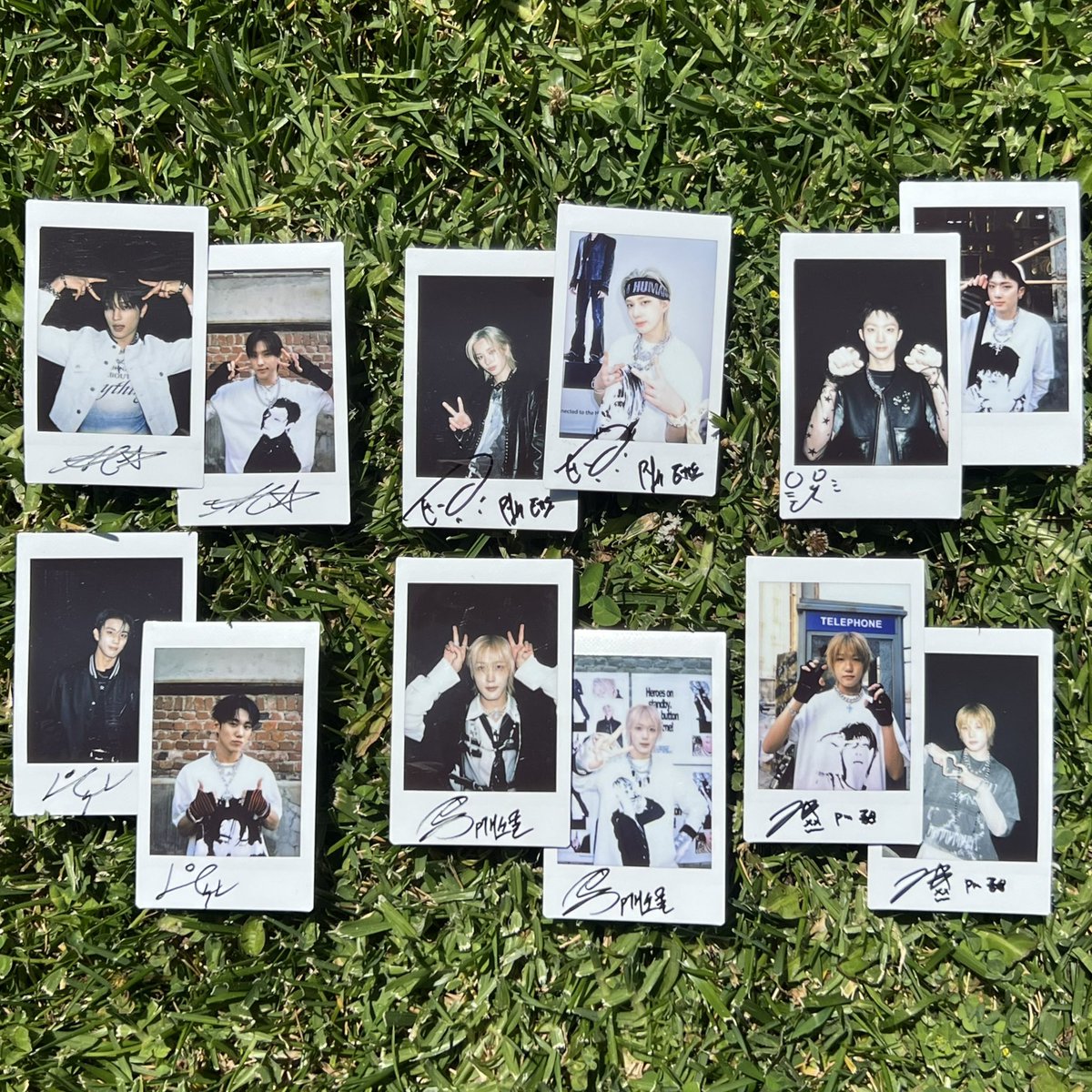 🚨 DON'T URGE THE HEROES 🚨

SIGNED Polaroid REVEALED 🥸
Last finale for a chance to win a P1Harmony Member Signed Polaroid!

Entry Period: 5/9 - 5/11
Winners Selected: 5/19

*All giveaway rules remain the same and still apply

#P1Harmony_POPUP #hello82 #82giveaway