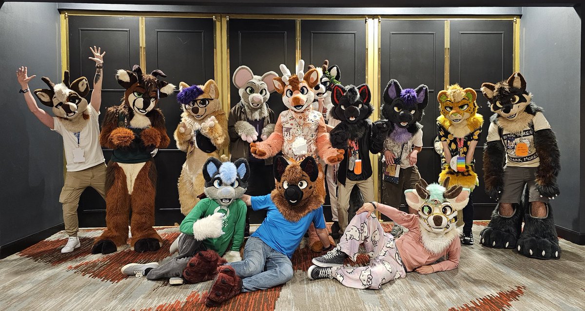 BakeryFursuits's tweet image. Another successful family photo at #FWA2025! Our family is growing!