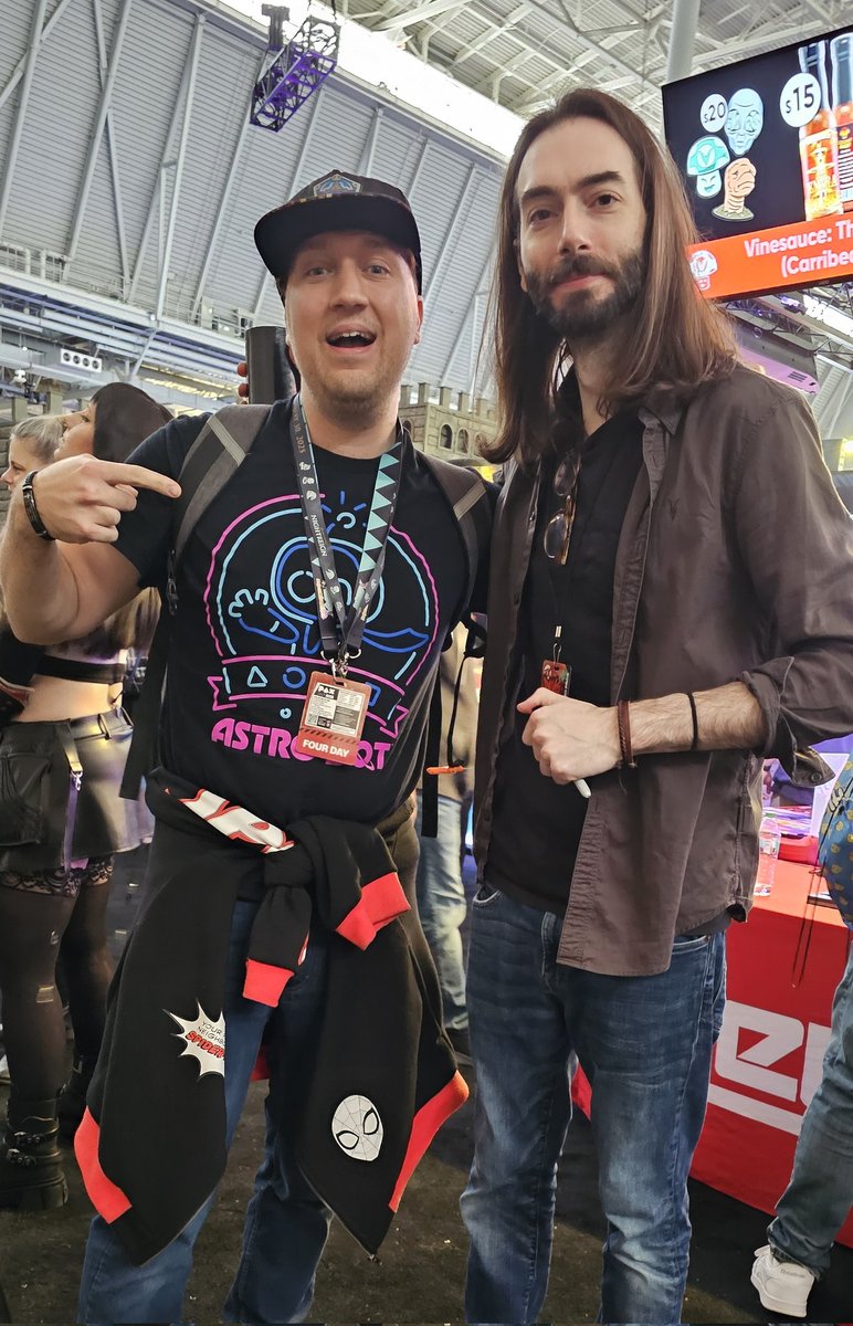 MET BOB today from <a href="/NontendoPodcast/">Nontendo Podcast</a> !! Been watching for many years now him and Wood. Thanks for the advice on Youtube as well as all the stuff you guys do! Your such a cool chill dude. Nice meeting you and chatting dude!! 🙌😃🎉