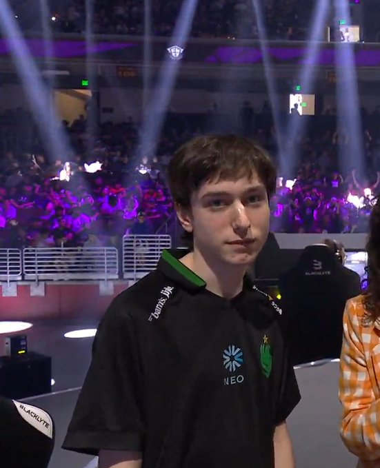 The last thing you see before getting clipped 😅