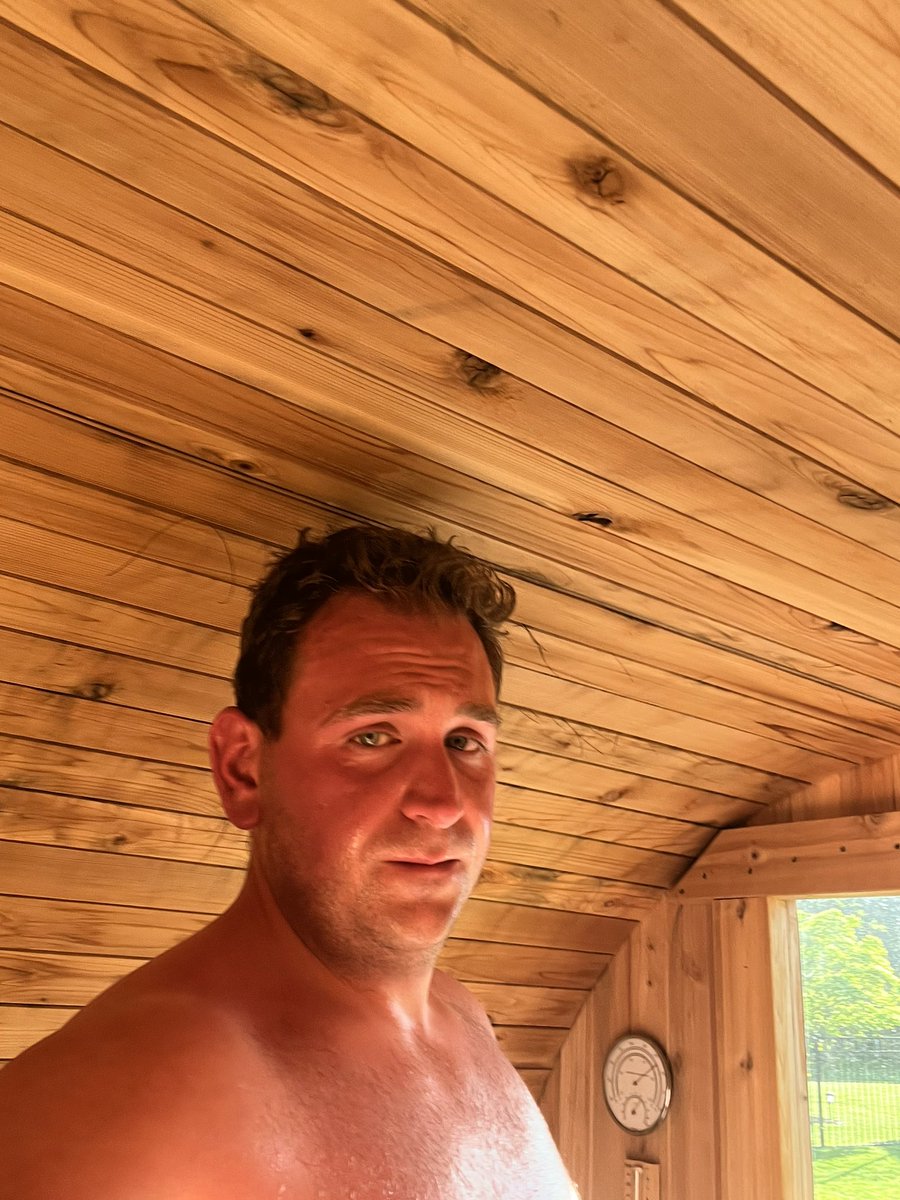 H0ListicLlFE's tweet image. 20 minute Sauna
3 minute cold plunge at 48 degrees
Back in Sauna for 15 min
Back in cold plunge for 3 min
🥵 🥶 🥵 🥶
#sauna #ice #SaturdayMotivation #SaturdayVibes #HealthyLiving #HealthyLifestyle #HealthyHabits @SalusSaunas