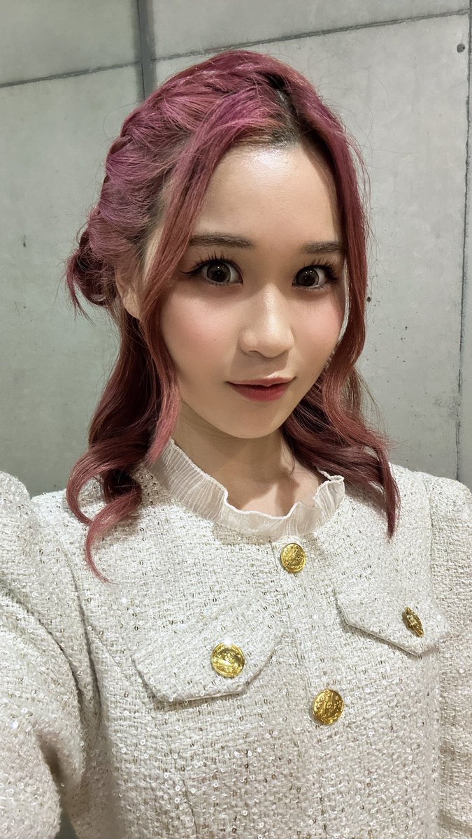 久しぶりになっちゃってごめんなさい！
アナン幸希葉です💗🎶
な、ななんと！
マイナビバイトのYouTubeに出演してます！明日の21:00放送です‼️ 
youtu.be/4q554F5uN6s
新メンバーとして参加します!♡
それに伴って配信を21:30からやろうと思うので遊びに来てねっ🫶💕
久しぶりに会えるの楽しみっ!♡