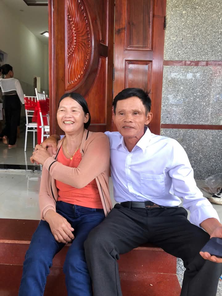 &lt;3 &lt;3 &lt;3 Món Quà Ngày Của Mẹ - Gửi Yêu Thương Từ Đồng Quê &lt;3 &lt;3 &lt;3 

Ngày của Mẹ đang đến gần, là dịp để chúng ta nói lời yêu thương, gửi những món quà giản dị mà đong đầy tình cảm đến người mẹ thân yêu. Có một chị khách hàng đã chọn cách thật đặc biệt