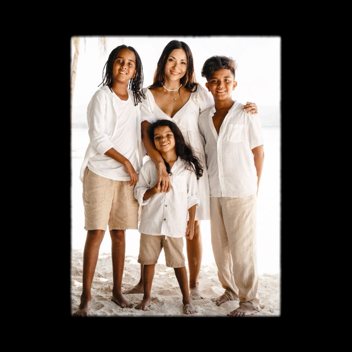 Happy Mom’s Day, ate <a href="/lei_norwood/">Lei Norwood</a>! Cash, O, and Izzy are lucky to have your love and guidance. You’ve shown them the true meaning of strength, heart, and family. We celebrate you today and everyday 🤍🤍🤍