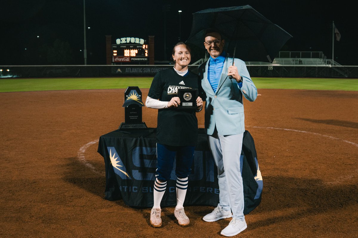 Congrats to our ASUN All-Tournament Team selections!

🥎 Allison Benning - ASUN Tournament MVP 
🥎 Kirsten Caravaca - ASUN All-Tournament
🥎 Lauren Brock -  ASUN All-Tournament
🥎 Kylah Berry - ASUN All-Tournament

#BirdsOfClay