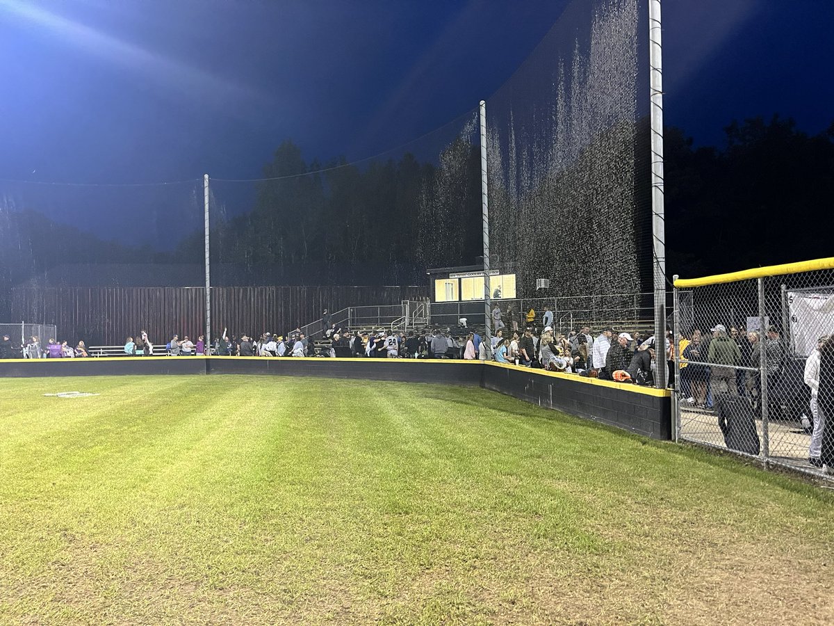 HS Sports are challenging, stressful, fun and exciting!
We played our last game in Baxter in one of the most exciting baseball games of my career as a coach and ADVANCE to the Sectional Series! 
Thank you to the fans, supporters, and all of our BeesFamily tonight. 
#WeAreUpperman