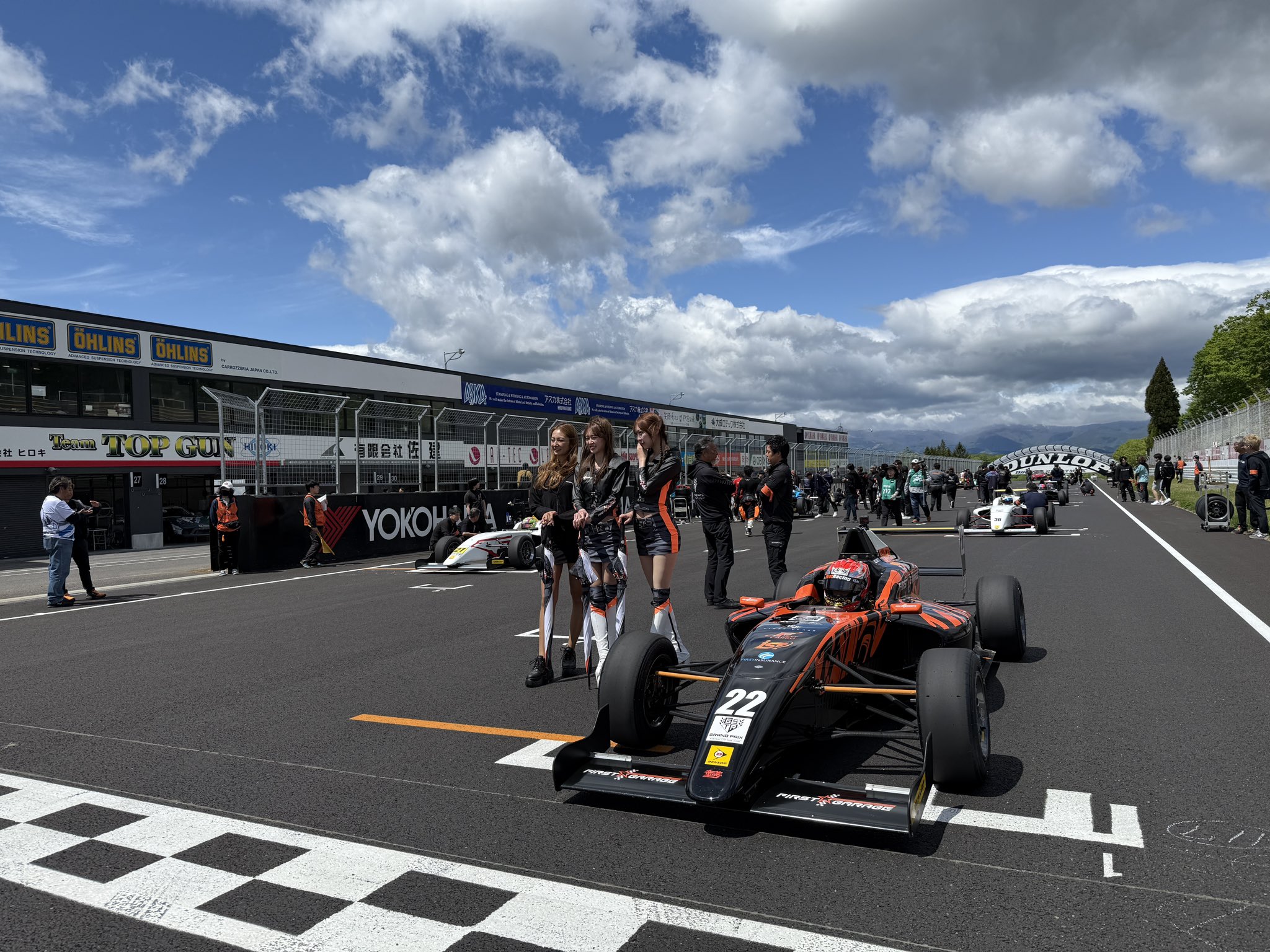 Dome Racing Team / 童夢 - 1988 All-Japan F3000 Championship