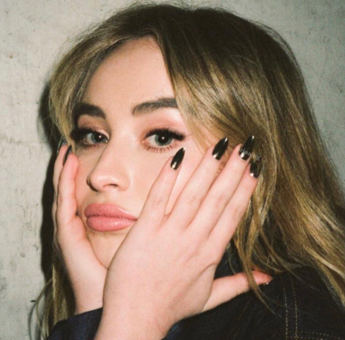 happy birthday sabrina carpenter &lt;3
