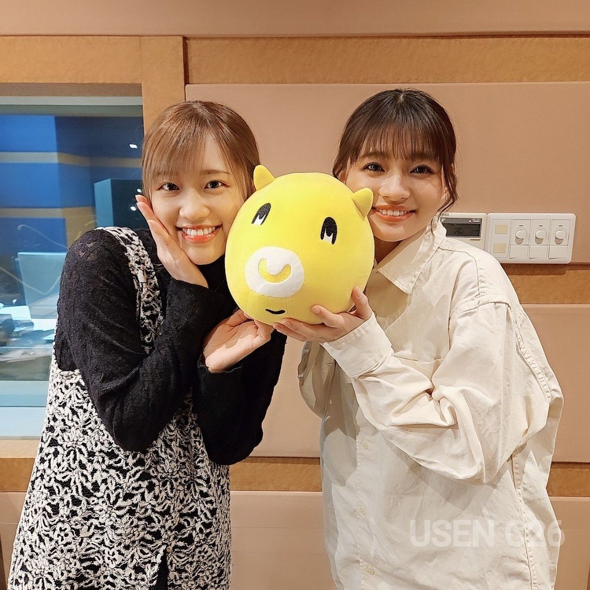 a-FANFAN27 5月放送
#佳原萌枝 ガンバレル(かも)シレナイは
本日まで💨
#高橋李依  ミラクル♪クリエイトは
明日から📻️
どちらもお聞き逃しなく🐖🍋

パーソナリティ並んで初のお写真を📸

#がんかも
#ミラクルクリエイト
#aFANFAN
#USEN
