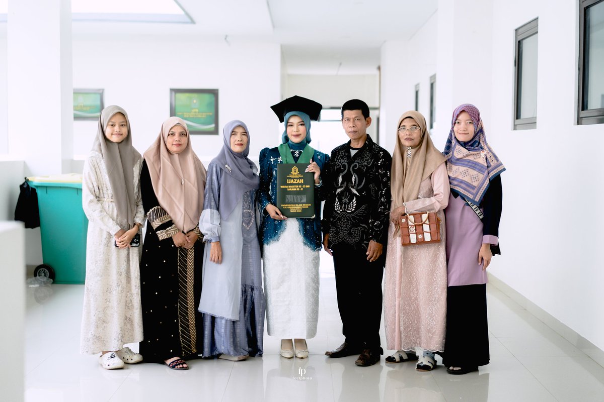 Ges minta tolong dong ilangin tong sampah di belakang😩😩😩🙏