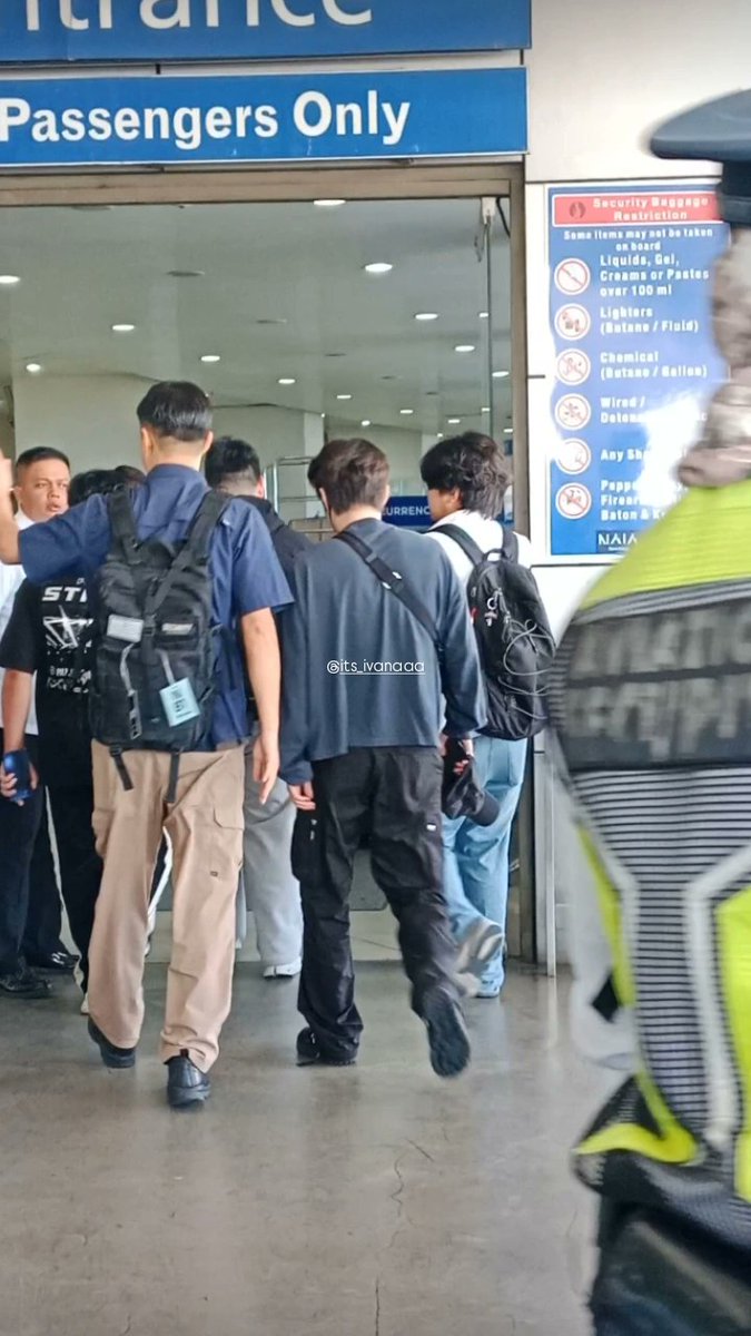 chen and xiumin airport departure

have a safe flight <a href="/CHEN_INB100/">CHEN_official</a> <a href="/XIUMIN_INB100/">XIUMIN_official</a>! ❤️