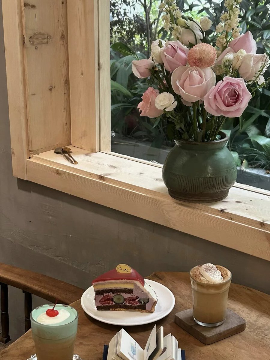 hpnzl_dy's tweet image. 朝が苦手な私だけど、今日はちょっとだけ頑張れそうな気がする🌿
#おはようございます #静かな朝