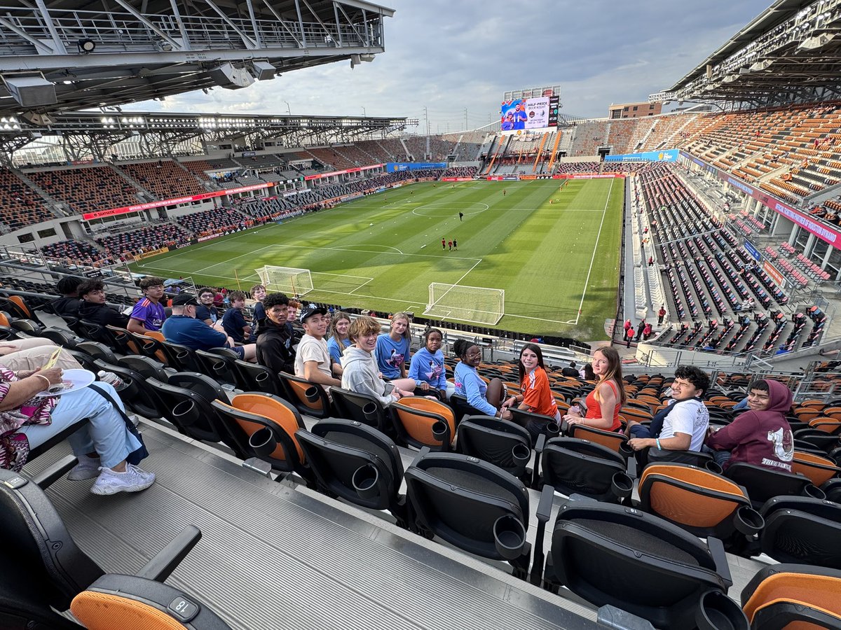 Jacob Juneau (@juneauxbsh) on Twitter photo Yo <a href="/HoustonDynamo/">Houston Dynamo FC</a>, thanks for having us!!! Sweeny soccer is grateful for the experience tonight! Good luck the rest of the season! #GATA Yo <a href="/HoustonDynamo/">Houston Dynamo FC</a>, thanks for having us!!! Sweeny soccer is grateful for the experience tonight! Good luck the rest of the season! #GATA