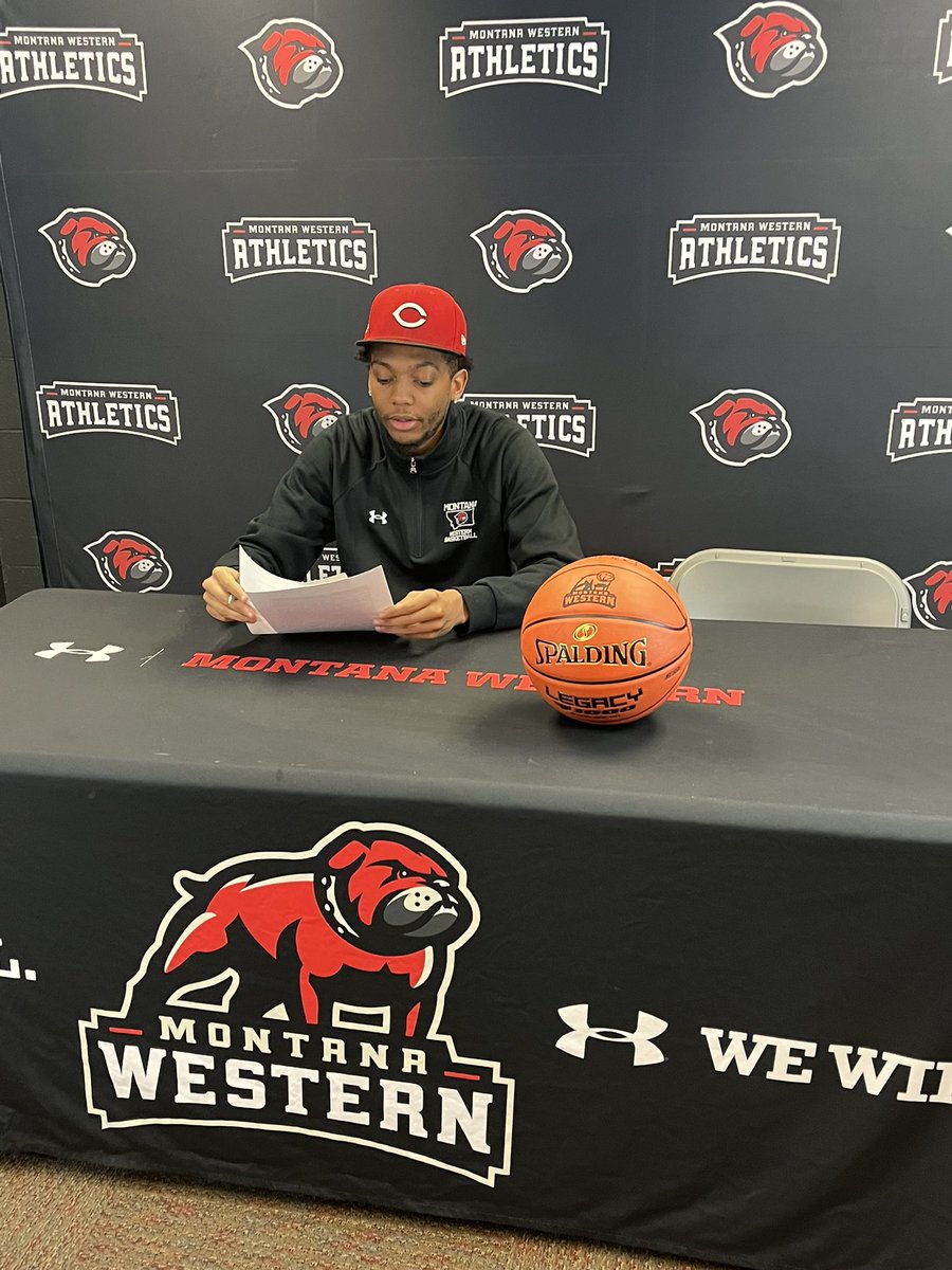 UMW_MBB's tweet photo. Congratulations to Jalyn Stepney for signing with Orgins Sports Agency! #ProDawgs https://t.co/wf8DGNgN9k