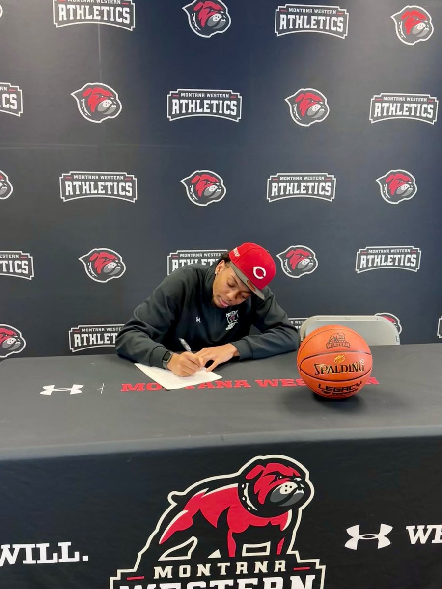 UMW_MBB's tweet photo. Congratulations to Jalyn Stepney for signing with Orgins Sports Agency! #ProDawgs https://t.co/wf8DGNgN9k