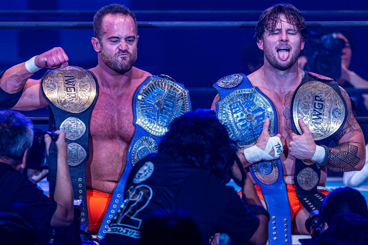 We got the gold still.
Fighting champions.