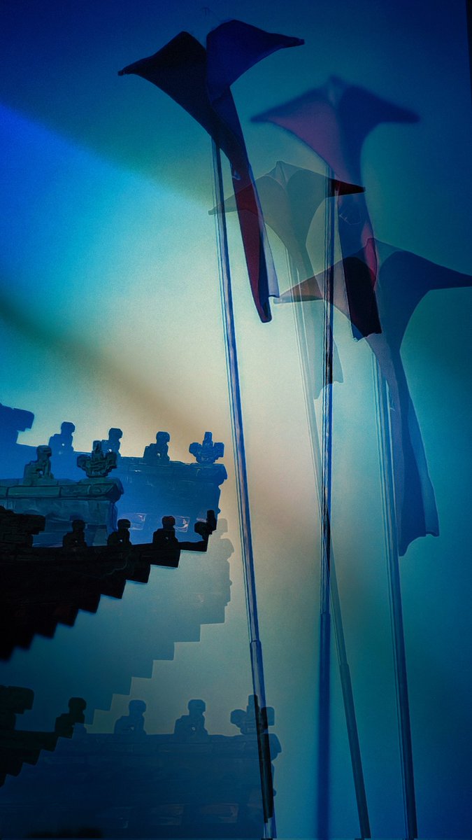 "Non grata" (ZG2025)
#PHOTO #photograph #photographer #PhotographyIsArt #photographicart #photoart #Photographie #FOTO #fotografia #abstract #art #mobilephotography #honor200pro