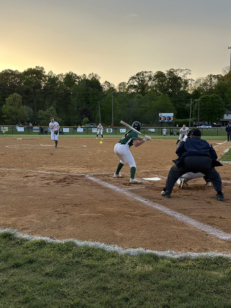 We are underway here at Landing Park as <a href="/15softballMHS/">Montville Softball</a> (7) takes on <a href="/MorrisKnollsHS/">Morris Knolls High School</a> (4) in the MCT Final! #MCTSoftball