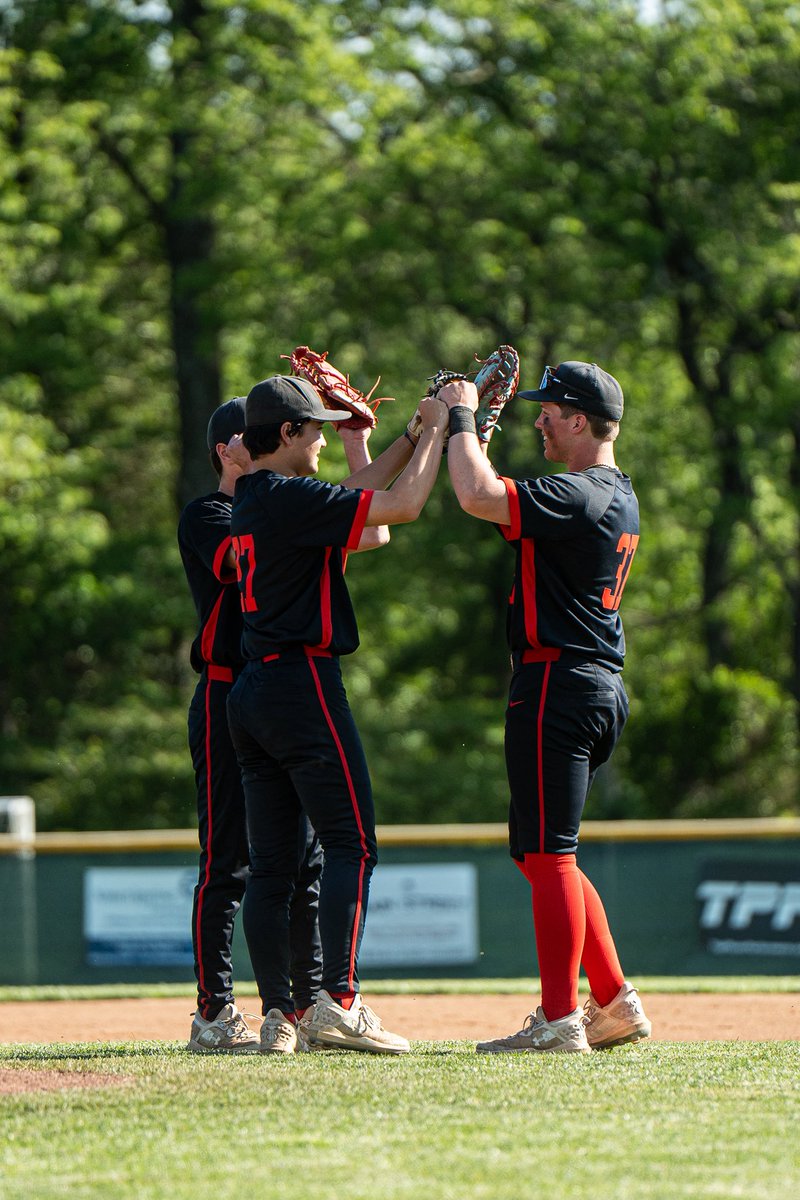 D2 Sports Network (@d2sportsnetwork) on Twitter photo HADDONFIELD MOVES ON! Haddonfield takes down yet another top ranked team in Cherokee, 5-2. Haddonfield will take on Mainland under the lights at Alcyon Park on Tuesday for the Diamond Classic Final.
<a href="/CollinConway19/">Collin</a> <a href="/cbaker_nj/">Chris Baker</a> <a href="/HMHSathletics/">HMHS Athletics</a> <a href="/hmhsbaseball/">HMHS Baseball</a> HADDONFIELD MOVES ON! Haddonfield takes down yet another top ranked team in Cherokee, 5-2. Haddonfield will take on Mainland under the lights at Alcyon Park on Tuesday for the Diamond Classic Final.
<a href="/CollinConway19/">Collin</a> <a href="/cbaker_nj/">Chris Baker</a> <a href="/HMHSathletics/">HMHS Athletics</a> <a href="/hmhsbaseball/">HMHS Baseball</a>