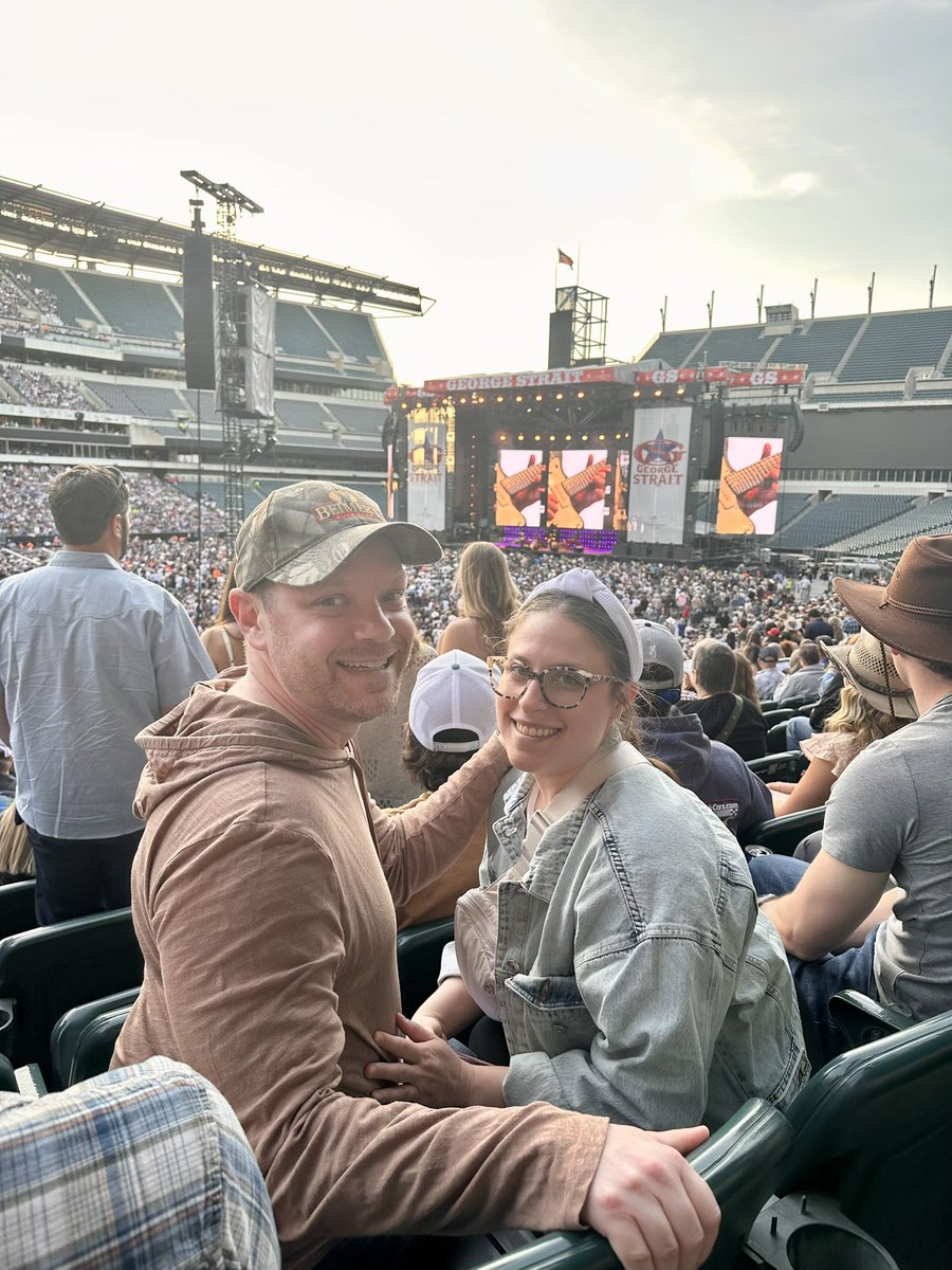 Date night to see The King George Strait but first a little Stapleton!