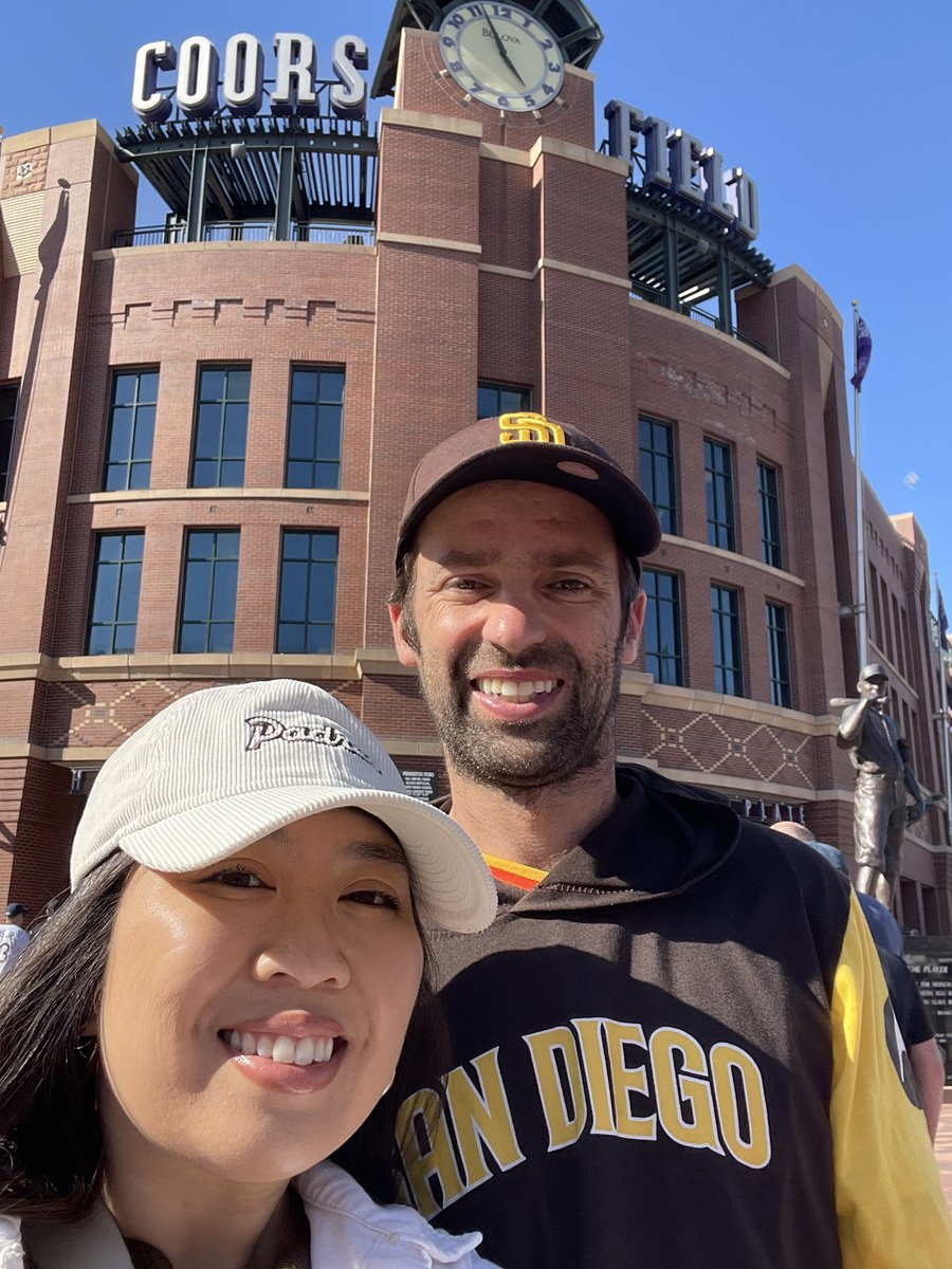 yvonneebabe's tweet photo. #Ilovecoorsfield https://t.co/Vw5ONZWcnT