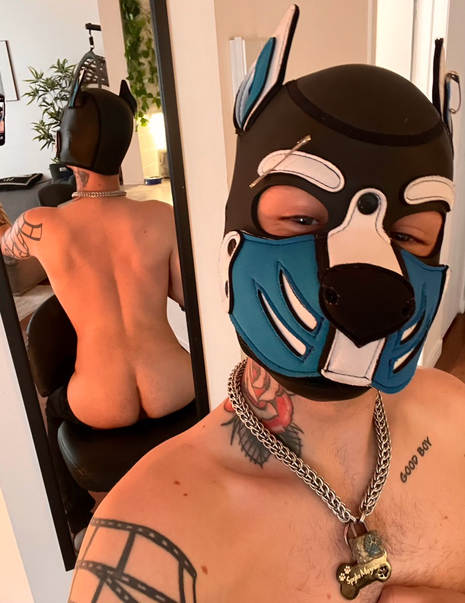 Mirror Mirror on the wall .. 🙄👉🏻👈🏻😈