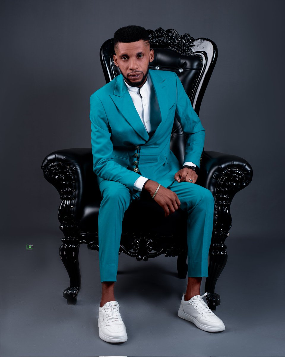 PRINCE EHI NICHOLAS (@ehinicholas) on Twitter photo Rejoice with ME, I'm plus 1 today!
#happybirthday
#May11th 
#meganicholasanthonyblog Rejoice with ME, I'm plus 1 today!
#happybirthday
#May11th 
#meganicholasanthonyblog