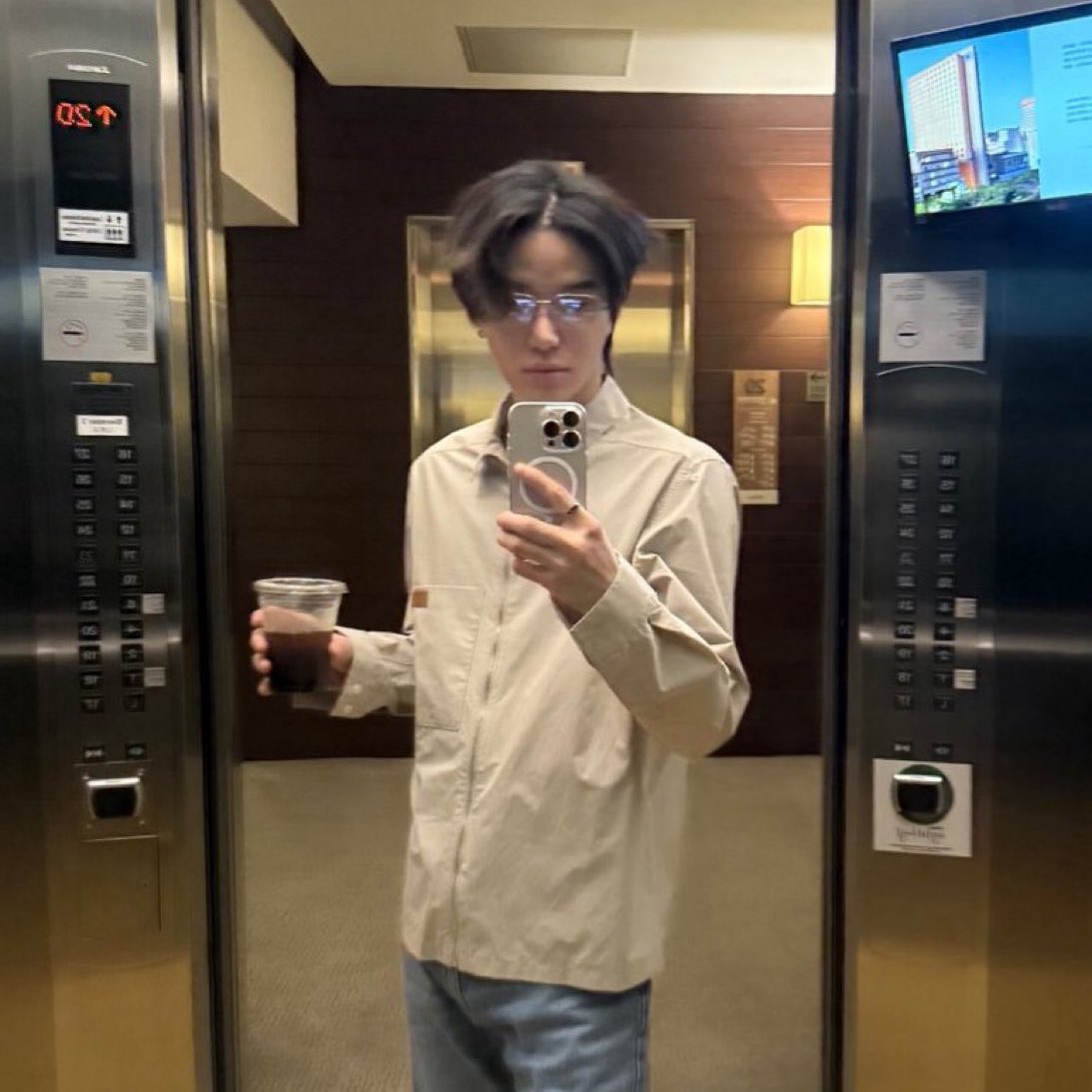 214cartz's tweet photo. these jungwoo meals lately https://t.co/RihPbIRYFC