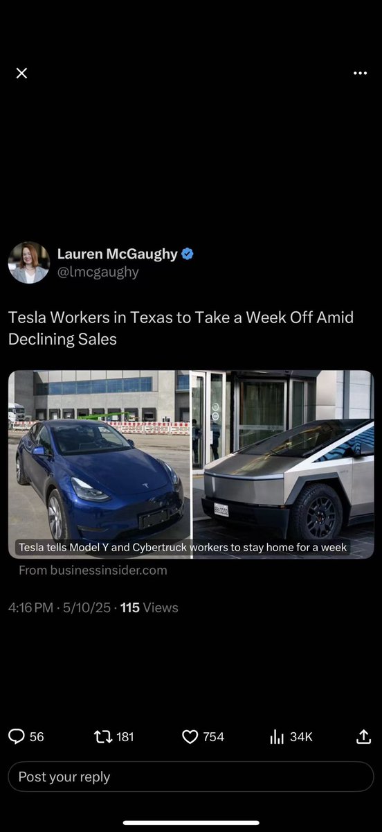 xmg0018's tweet image. Cybertruck is a pickup truck, drivers have rougher, more forceful movements. But the steering wheel is just too small — it’s like a cowboy holding mini pistol. What’s more, Tesla removed the turn signal stalk and gear shifter, placing everything onto the wheel. That makes the
