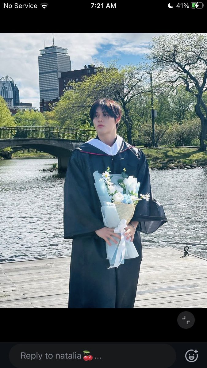 mintchocobiscof's tweet photo. Congratulations Ghost9 Prince! 

Our favorite yapper graduate from college with Bachelor of Arts in Music, Composition, TV, and Games. 

📷 his mom’s IG post https://t.co/vZVwZ6RzM0