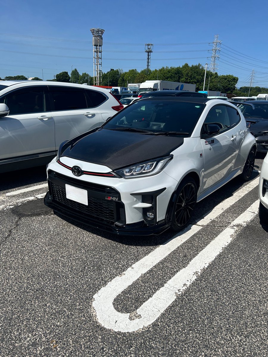 訳あって今日は日曜出勤

せっかくやから帰り道にちょっち転がすか🚗³₃
#GRヤリス