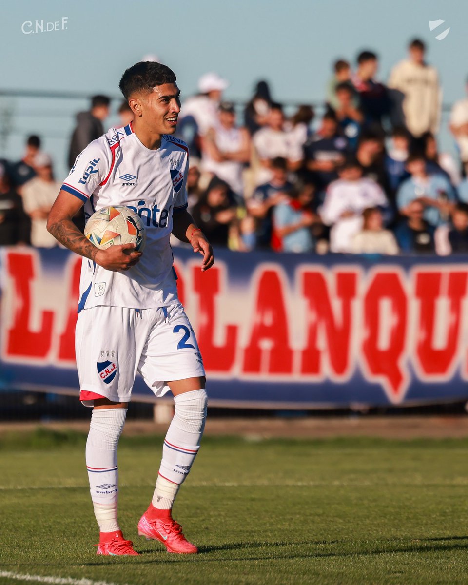 Siempre es lindo sumar con la camiseta del más grande y con gol. 

Tarde soñada y en tres colores siempre 🤩