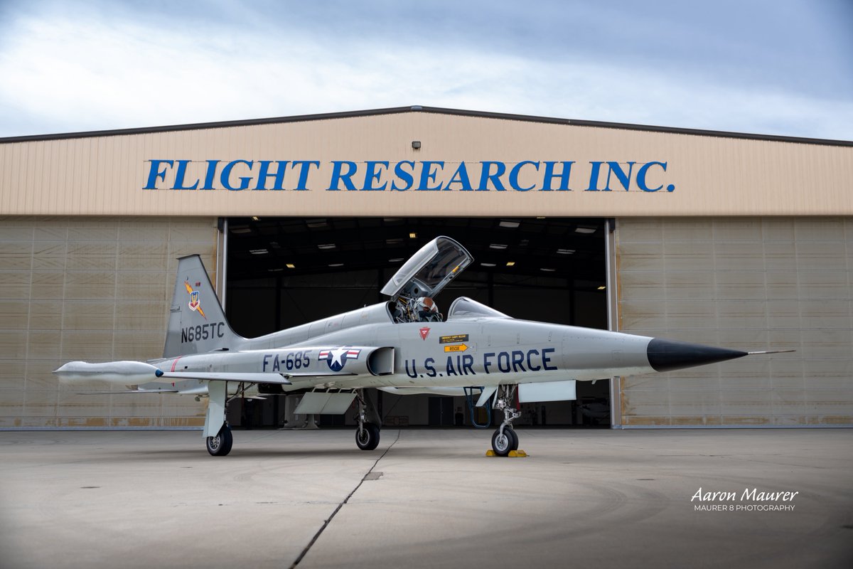 maurer8photo's tweet image. One of my favorite static photos happened a couple years ago with @FlightResearch and @TheNTPS using their F-5. Since the photo, the F-5 changed ownership.  It was nice having it around. 

#f5 #thentps #flightresearch #mojaveairandspaceport #nikonnofilter #nikonz9 #n685tc…