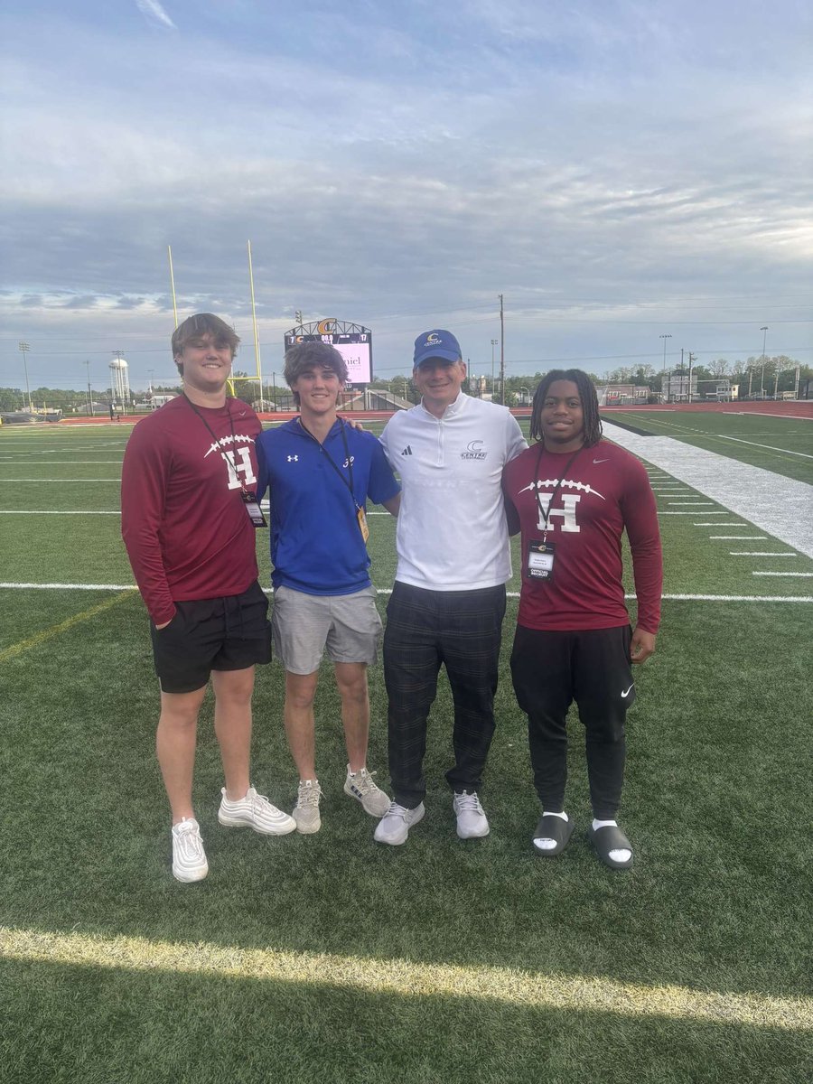 davis_shumaker's tweet image. Had a great time at Centre Football! Big thanks to @lachendro1 for the invite, can’t wait to be back on campus. @HHSPantherFB @CoachWi1burn @84OnGo @JaggerRich18 @Dwight__P